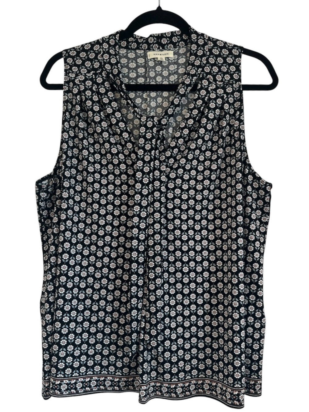 Max Studio | Sleeveless Neck Tie Flower Top | Size XL